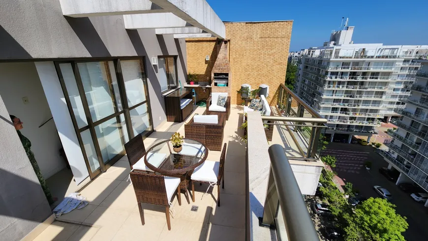 Foto 1 de Apartamento com 4 Quartos à venda, 163m² em Recreio Dos Bandeirantes, Rio de Janeiro
