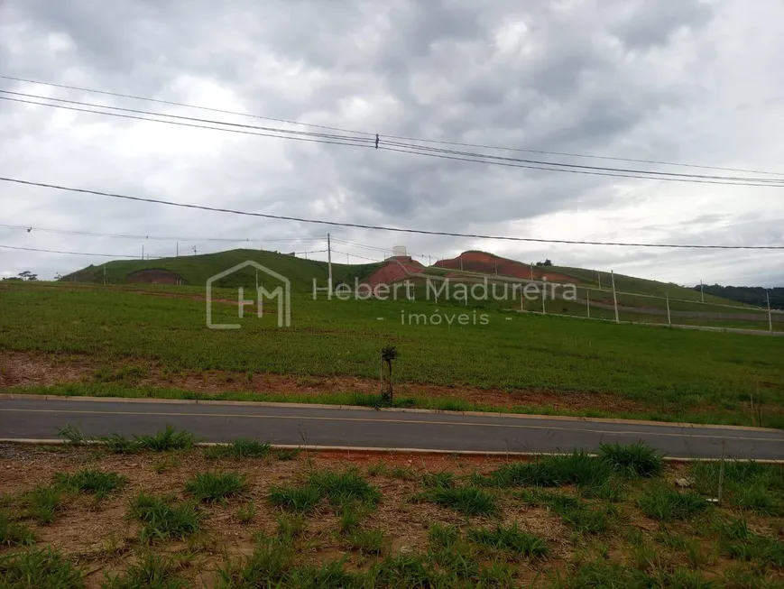 Foto 1 de Lote/Terreno à venda, 243m² em São Geraldo, Volta Redonda