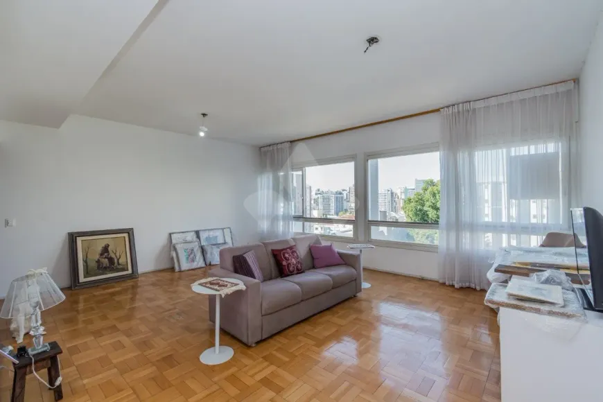 Foto 1 de Apartamento com 3 Quartos para alugar, 134m² em Moinhos de Vento, Porto Alegre