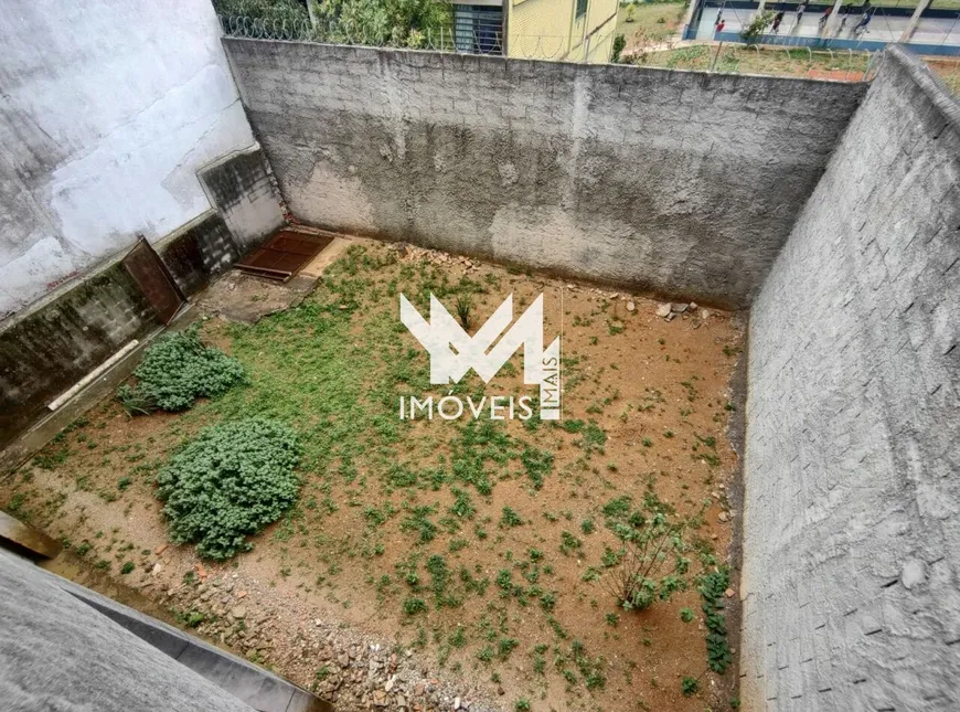 Foto 1 de Sobrado com 3 Quartos para venda ou aluguel, 246m² em Jardim Camargo Novo, São Paulo