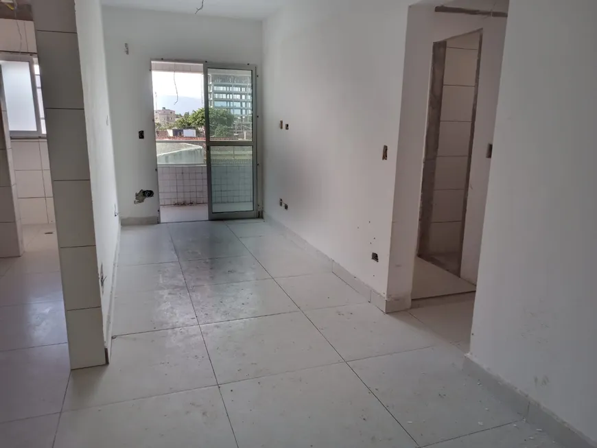 Foto 1 de Apartamento com 1 Quarto à venda, 67m² em Campo da Aviação, Praia Grande