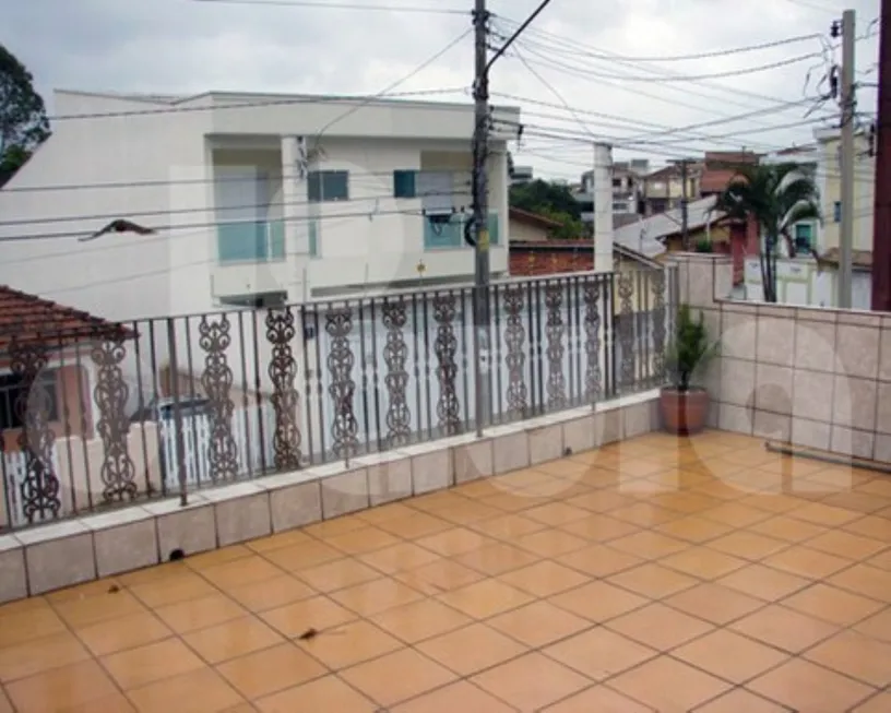 Foto 1 de Casa com 2 Quartos à venda, 172m² em Vila Scarpelli, Santo André