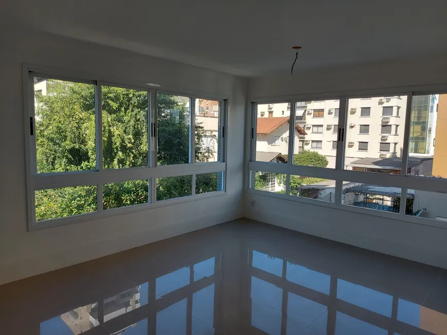 Foto 1 de Apartamento com 3 Quartos à venda, 92m² em Petrópolis, Porto Alegre