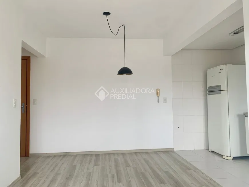 Foto 1 de Apartamento com 2 Quartos à venda, 55m² em Auxiliadora, Porto Alegre