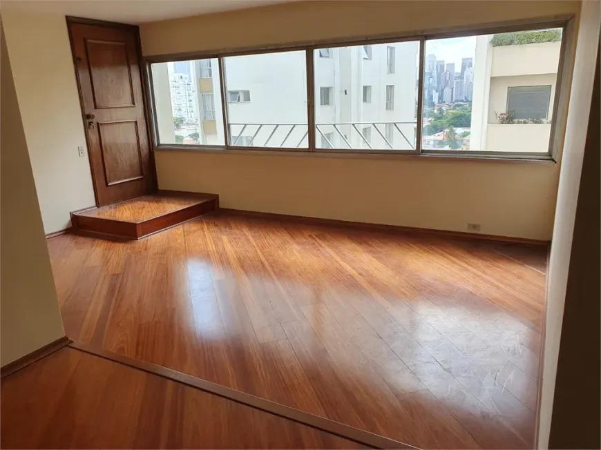 Foto 1 de Apartamento com 3 Quartos à venda, 120m² em Brooklin, São Paulo