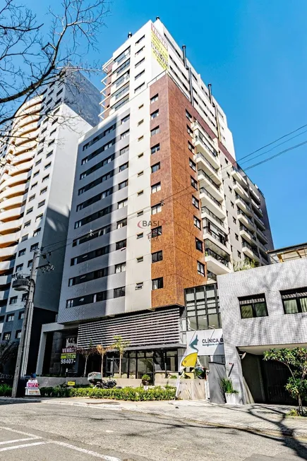 Foto 1 de Apartamento com 3 Quartos à venda, 75m² em Champagnat, Curitiba