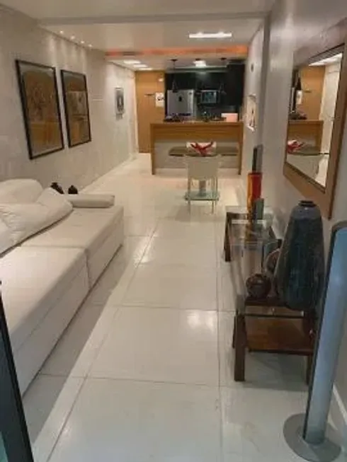 Foto 1 de Casa com 2 Quartos à venda, 54m² em Areia Branca, Salvador