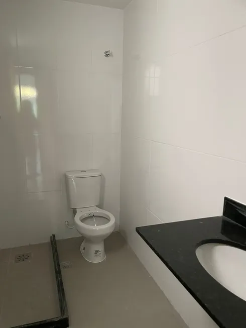 Foto 1 de Apartamento com 2 Quartos à venda, 61m² em Ribeira, Rio de Janeiro