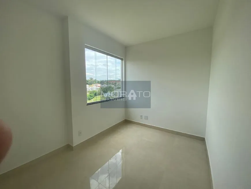 Foto 1 de Casa com 3 Quartos à venda, 95m² em Vale das Orquideas, Contagem