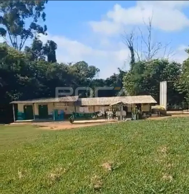 Foto 1 de Fazenda/Sítio com 2 Quartos para venda ou aluguel, 12000m² em Agua Vermelha, São Carlos