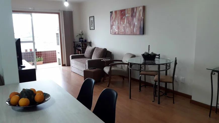 Foto 1 de Apartamento com 3 Quartos à venda, 100m² em Centro, Pelotas