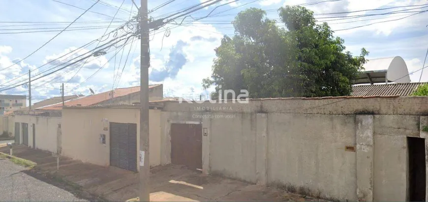 Foto 1 de Lote/Terreno à venda, 100m² em Brasil, Uberlândia