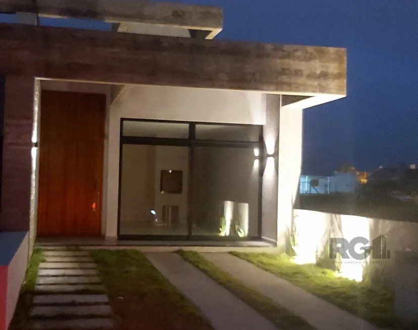 Foto 1 de Casa com 3 Quartos à venda, 84m² em Jardim Beira-Mar, Capão da Canoa