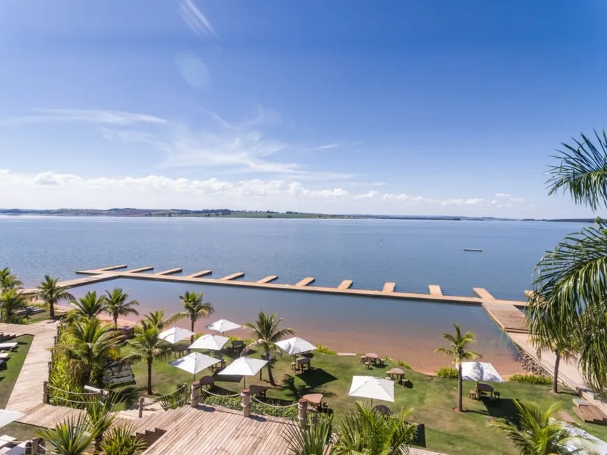 Foto 1 de Lote/Terreno à venda, 450m² em Riviera de Santa Cristina III, Itaí