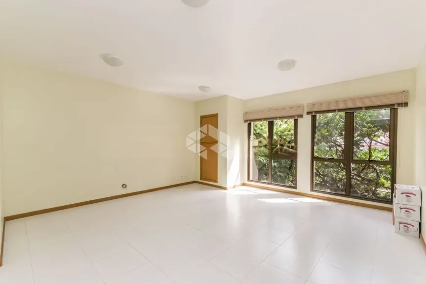 Foto 1 de Sala Comercial à venda, 38m² em Praia de Belas, Porto Alegre