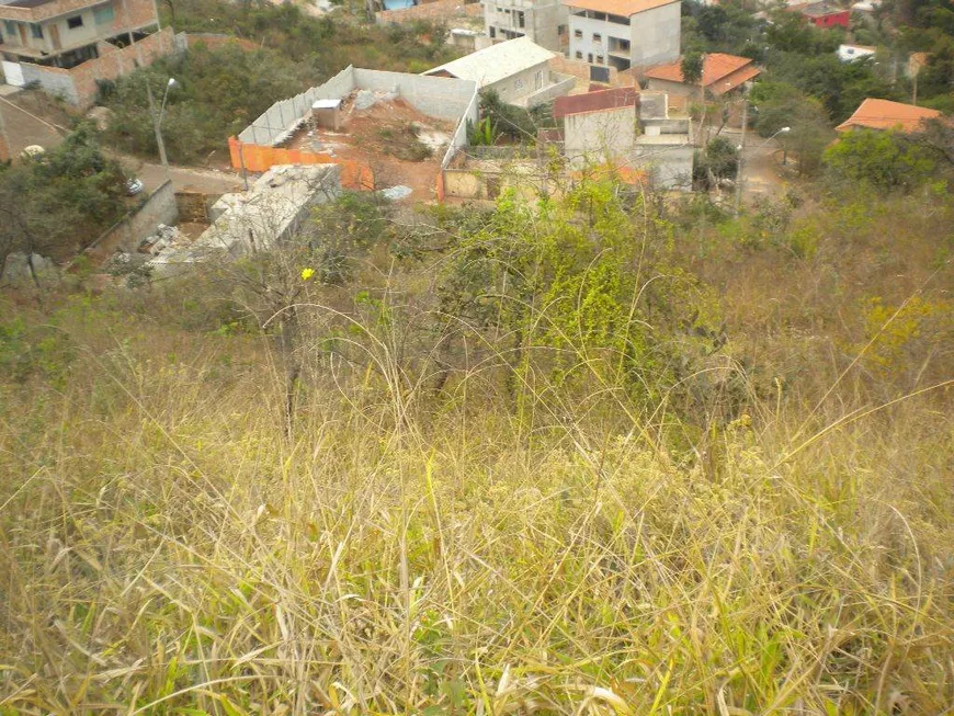 Foto 1 de Lote/Terreno à venda, 360m² em Vila Real, Sabará