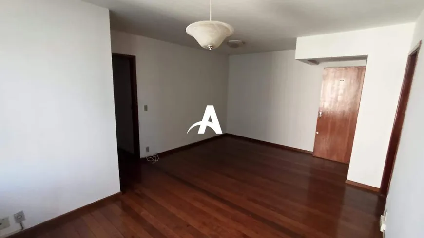 Foto 1 de Apartamento com 3 Quartos à venda, 77m² em Brasil, Uberlândia