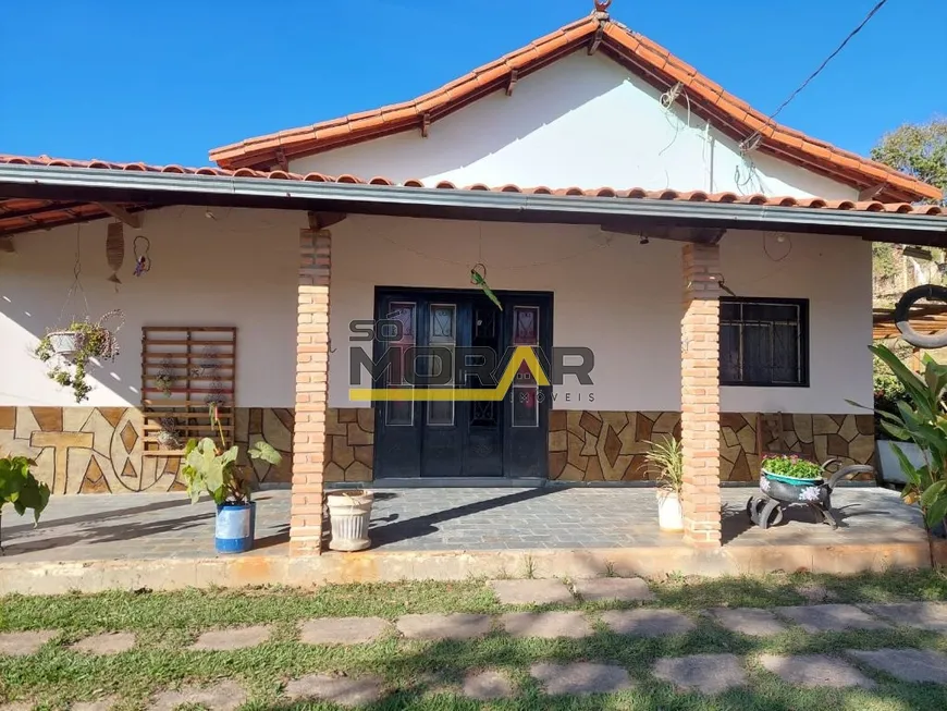 Foto 1 de Fazenda/Sítio com 5 Quartos à venda, 10000m² em Ravena, Sabará