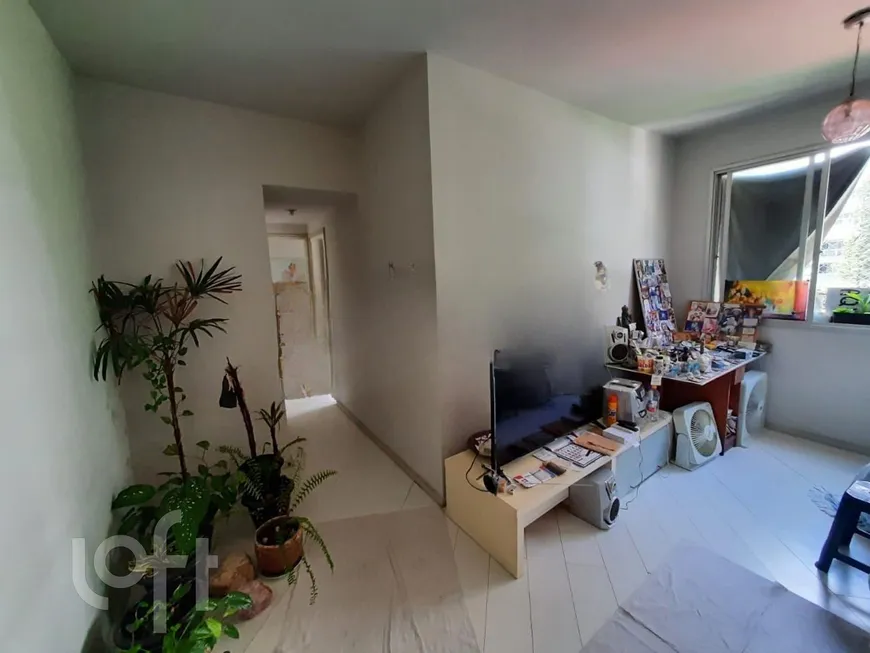 Foto 1 de Apartamento com 2 Quartos à venda, 73m² em Lagoa, Rio de Janeiro