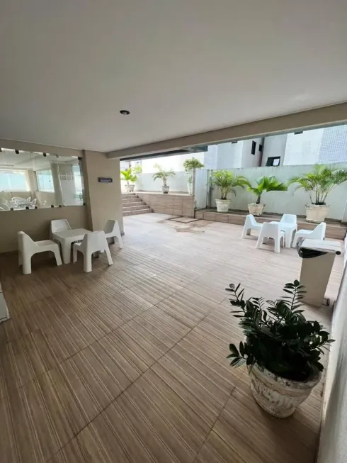 Foto 1 de Apartamento com 3 Quartos à venda, 113m² em Cabo Branco, João Pessoa