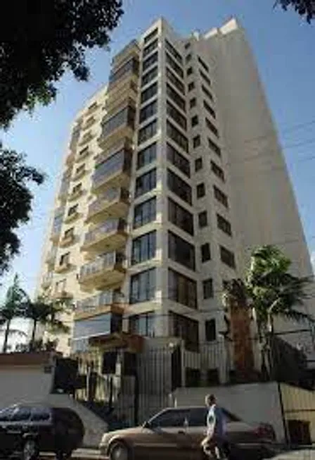 Foto 1 de Apartamento com 4 Quartos à venda, 220m² em Bosque da Saúde, São Paulo