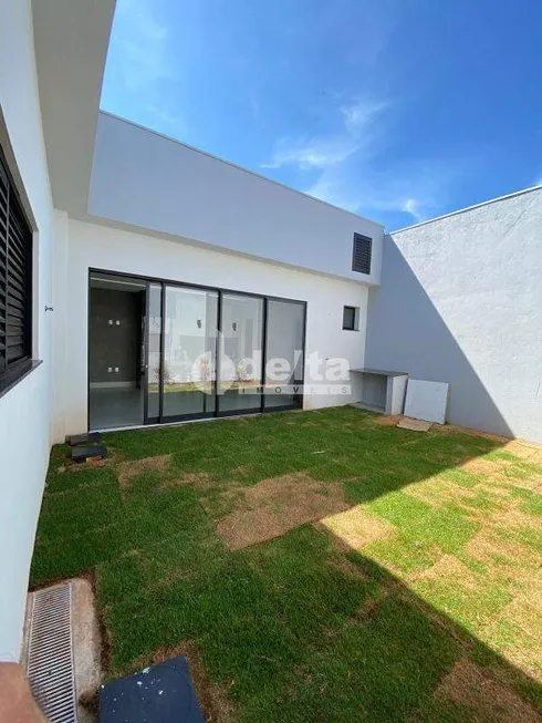 Foto 1 de Casa com 3 Quartos à venda, 170m² em Alto Umuarama, Uberlândia