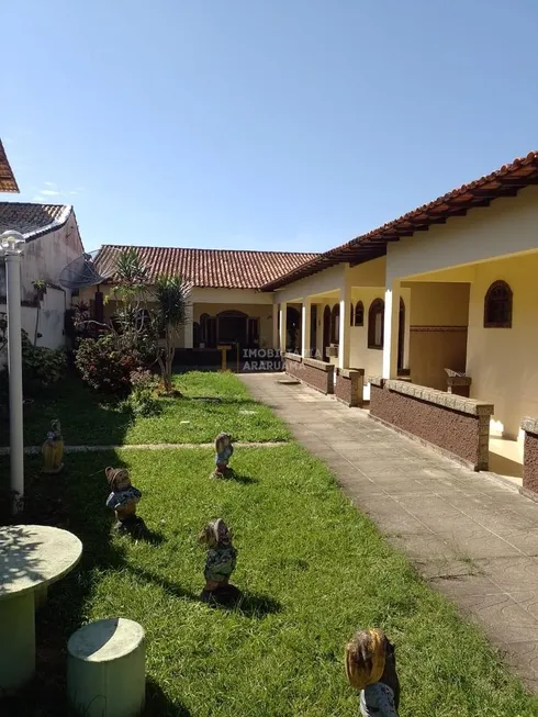 Foto 1 de Casa com 4 Quartos à venda, 268m² em Vila Capri, Araruama