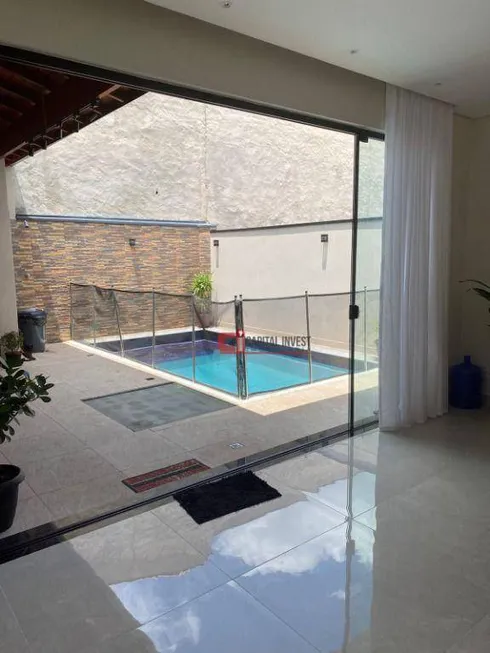 Foto 1 de Casa com 3 Quartos à venda, 131m² em Centro, Pedreira