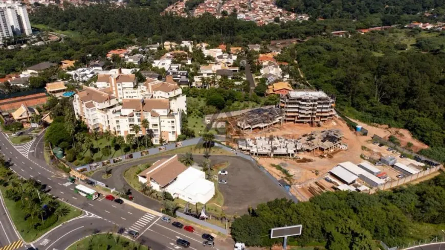 Foto 1 de Apartamento com 4 Quartos à venda, 221m² em Fazenda São Quirino, Campinas