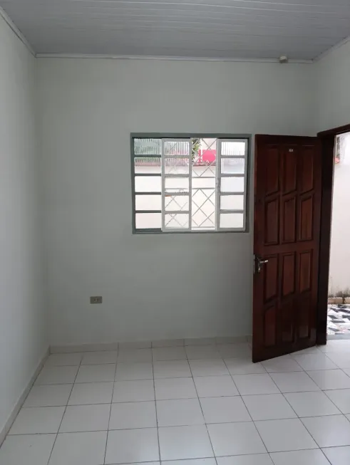 Foto 1 de Casa de Condomínio com 1 Quarto para alugar, 55m² em Jardim Rio Branco, São Vicente