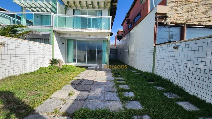 Foto 1 de Casa com 4 Quartos para venda ou aluguel, 230m² em Foguete, Cabo Frio