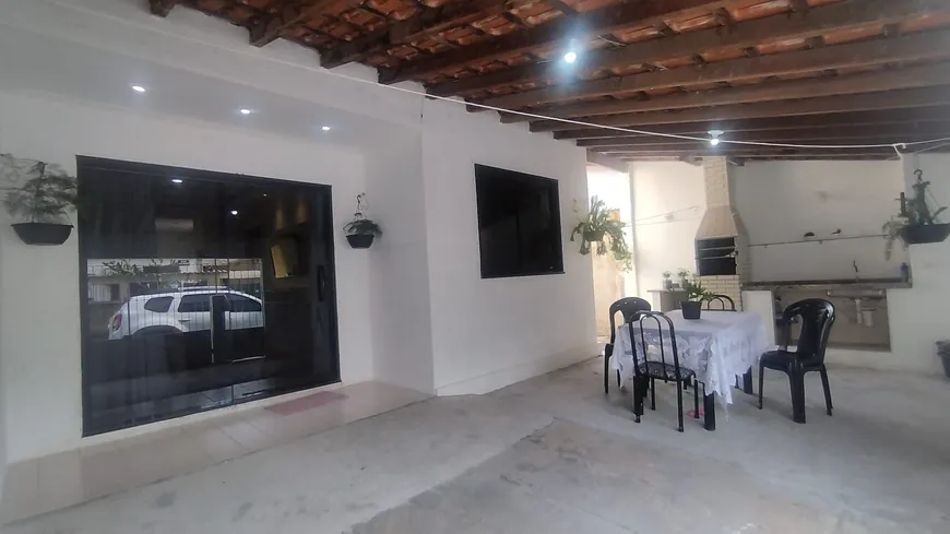 Foto 1 de Casa com 2 Quartos à venda, 50m² em Campo Grande, Rio de Janeiro