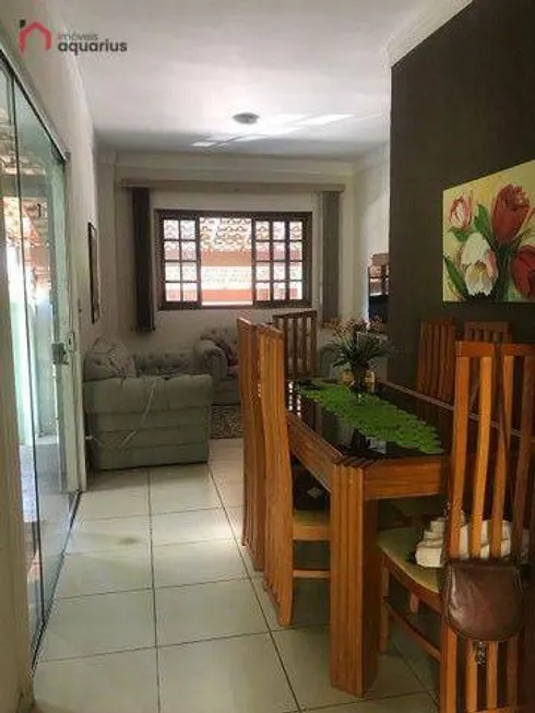 Foto 1 de Sobrado com 3 Quartos à venda, 120m² em Jardim Alvorada, São José dos Campos