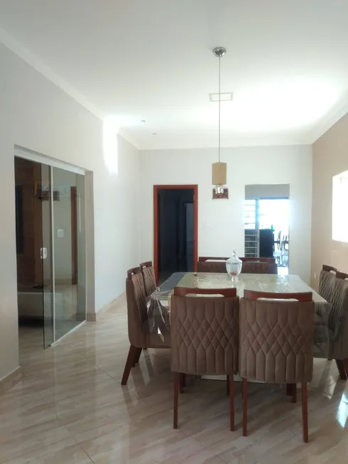 Foto 1 de Casa com 3 Quartos à venda, 208m² em Quilombo, Cuiabá