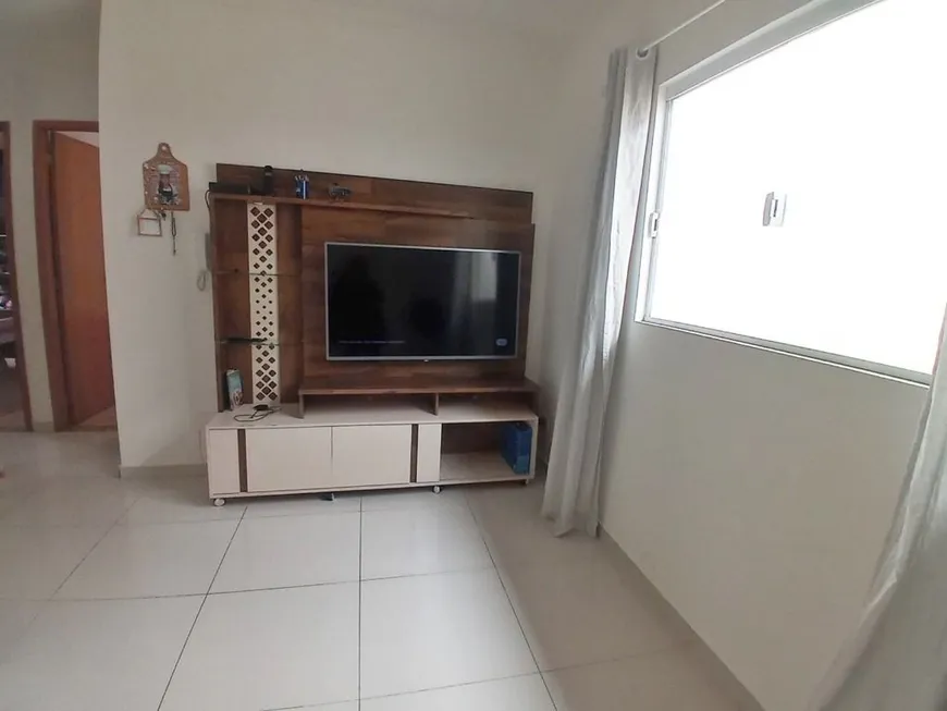Foto 1 de Casa de Condomínio com 2 Quartos à venda, 59m² em Vila Guilhermina, Praia Grande