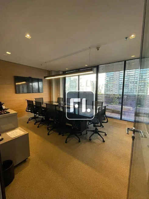 Foto 1 de Sala Comercial para alugar, 250m² em Vila Olímpia, São Paulo