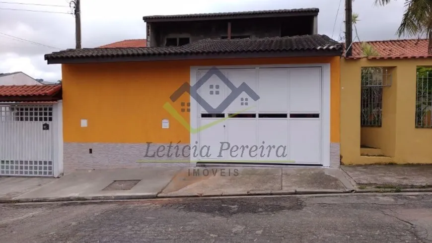 Foto 1 de Casa com 3 Quartos à venda, 280m² em Vila Lavínia, Mogi das Cruzes