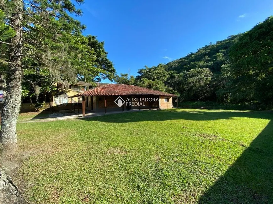 Foto 1 de Casa com 3 Quartos à venda, 140m² em Armação do Pântano do Sul, Florianópolis