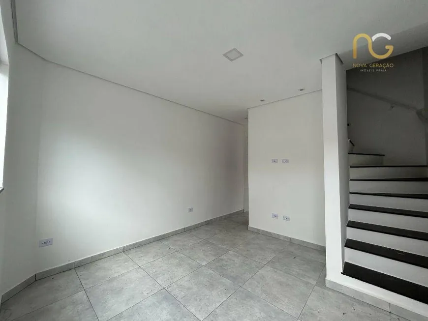 Foto 1 de Casa com 2 Quartos à venda, 52m² em Maracanã, Praia Grande