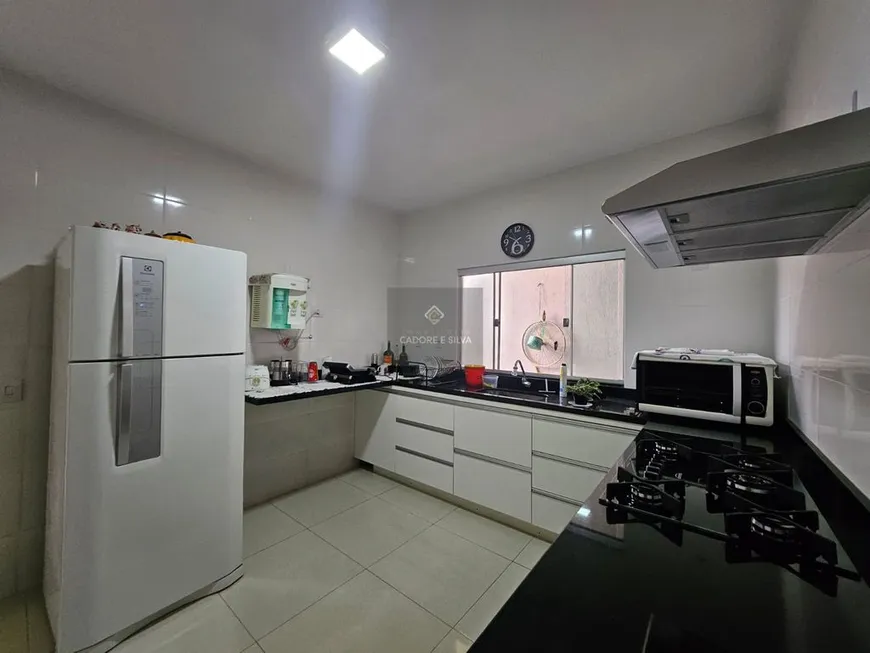 Foto 1 de Casa com 6 Quartos à venda, 195m² em Luizote de Freitas, Uberlândia