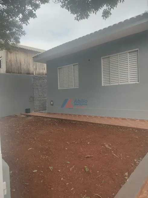 Foto 1 de Casa com 3 Quartos à venda, 180m² em Jardim Tókio, Londrina