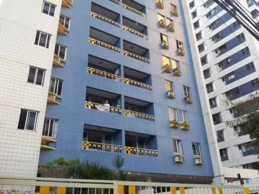 Foto 1 de Apartamento com 2 Quartos para alugar, 78m² em Madalena, Recife