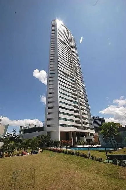 Foto 1 de Apartamento com 4 Quartos para alugar, 208m² em Casa Forte, Recife