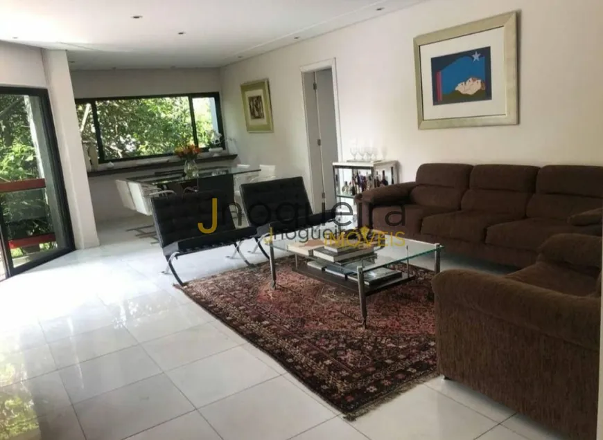 Foto 1 de Apartamento com 4 Quartos à venda, 205m² em Moema, São Paulo
