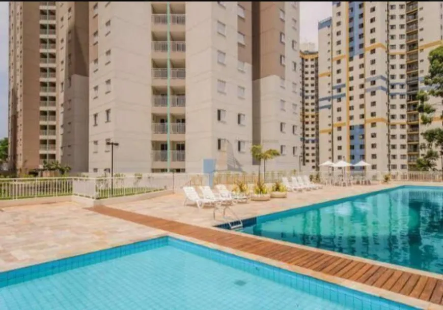 Foto 1 de Apartamento com 2 Quartos à venda, 54m² em Jardim Henriqueta, Taboão da Serra
