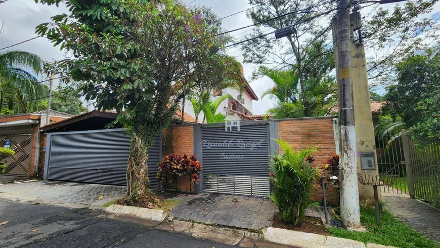 Foto 1 de Casa com 3 Quartos à venda, 252m² em Jardim Marajoara, São Paulo
