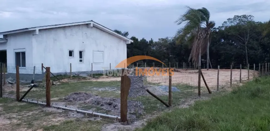 Foto 1 de Lote/Terreno à venda, 470m² em Campo Duna, Garopaba