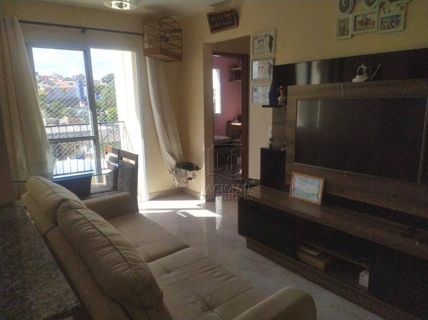 Apartamento na Rua Quatá, Vila Palmares em Santo André, por R 280.000