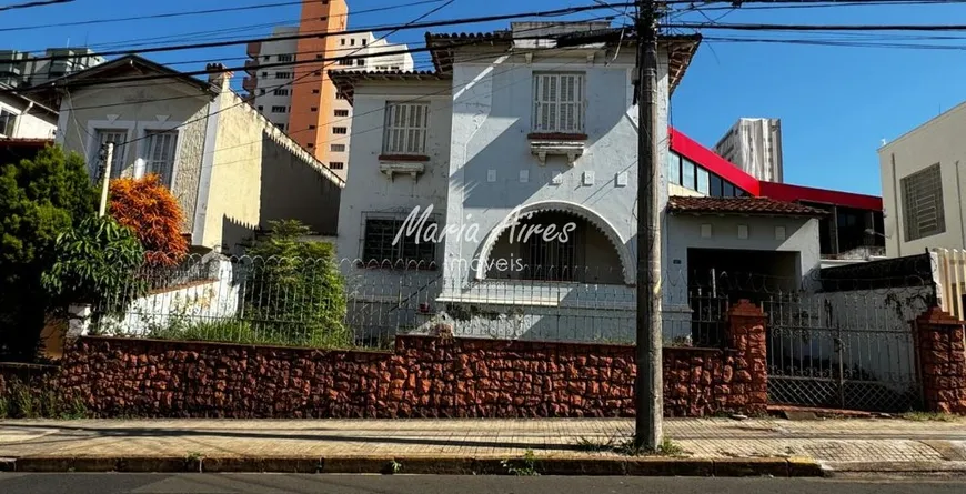 Foto 1 de Sobrado com 4 Quartos para venda ou aluguel, 255m² em Centro, São Carlos