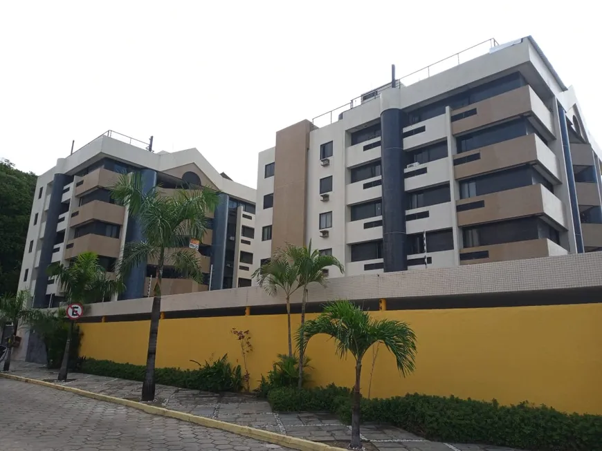 Foto 1 de Apartamento com 3 Quartos à venda, 121m² em Cabo Branco, João Pessoa